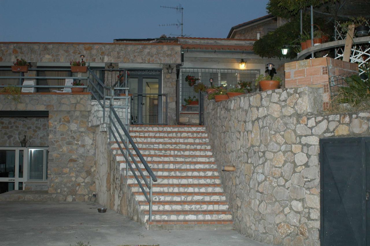 B&B La Vecchia Scuola Sonnino Dış mekan fotoğraf